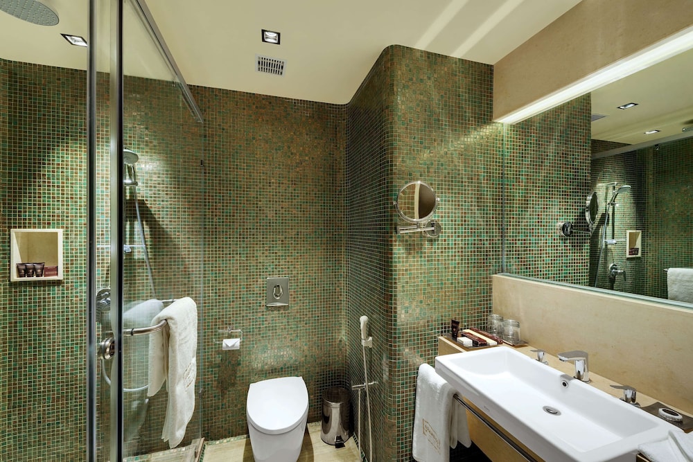 Wyndham Ahmedabad 46/50