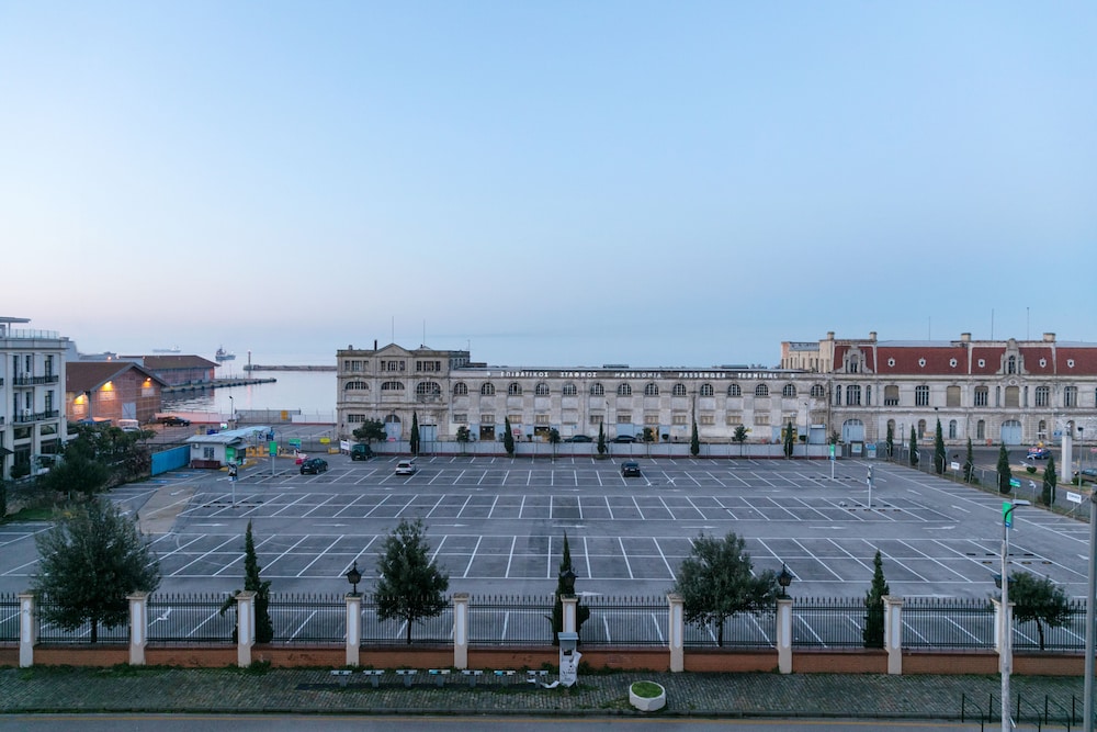 Noa Hotel 62/66