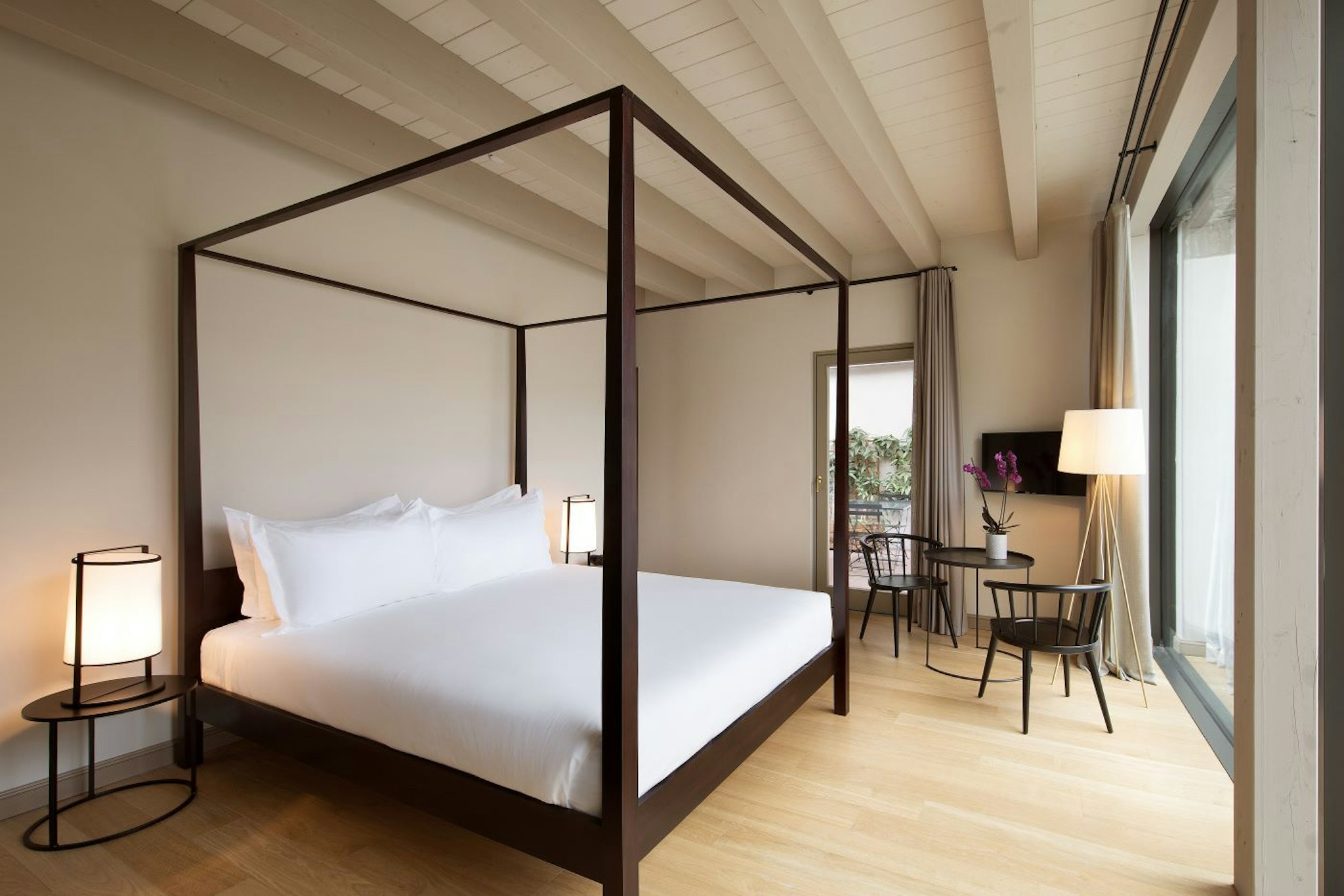 Opera 35 Boutique Hotel 3/26