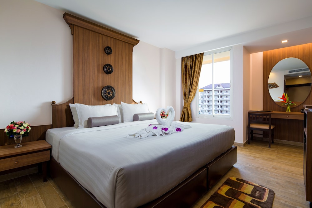 Aiyara Palace 25/63