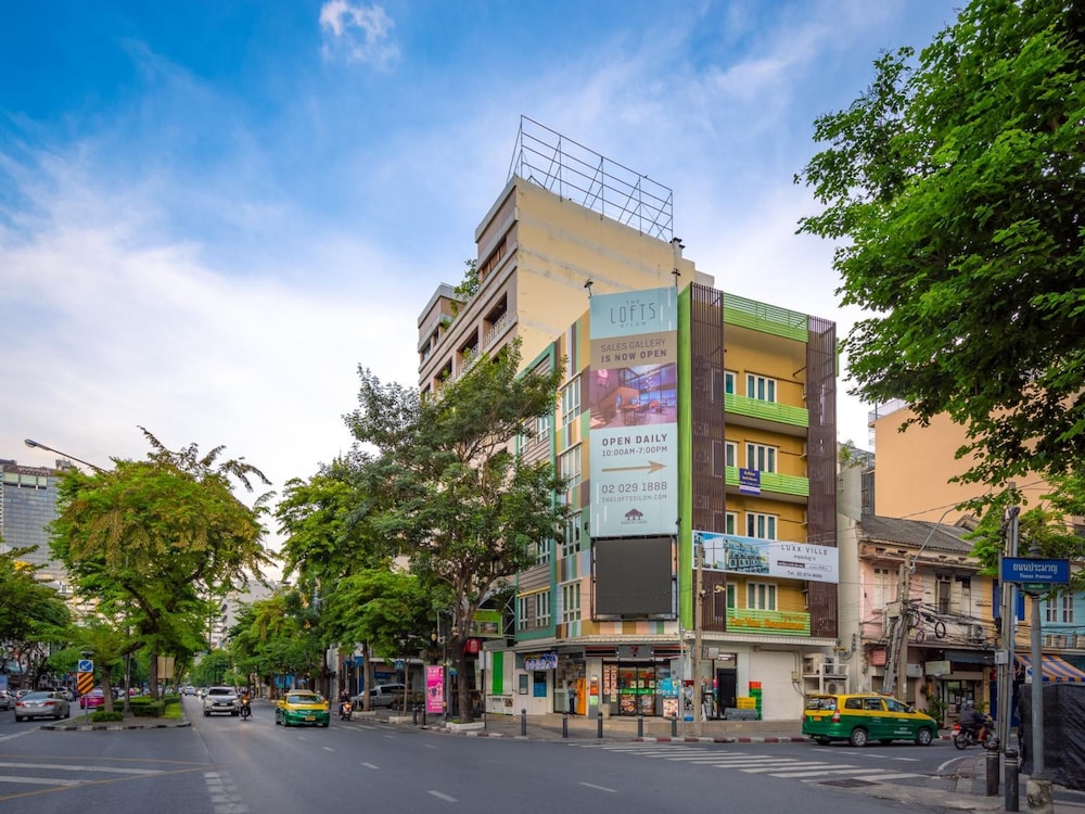 Zen Rooms Silom Soi 17 5/62
