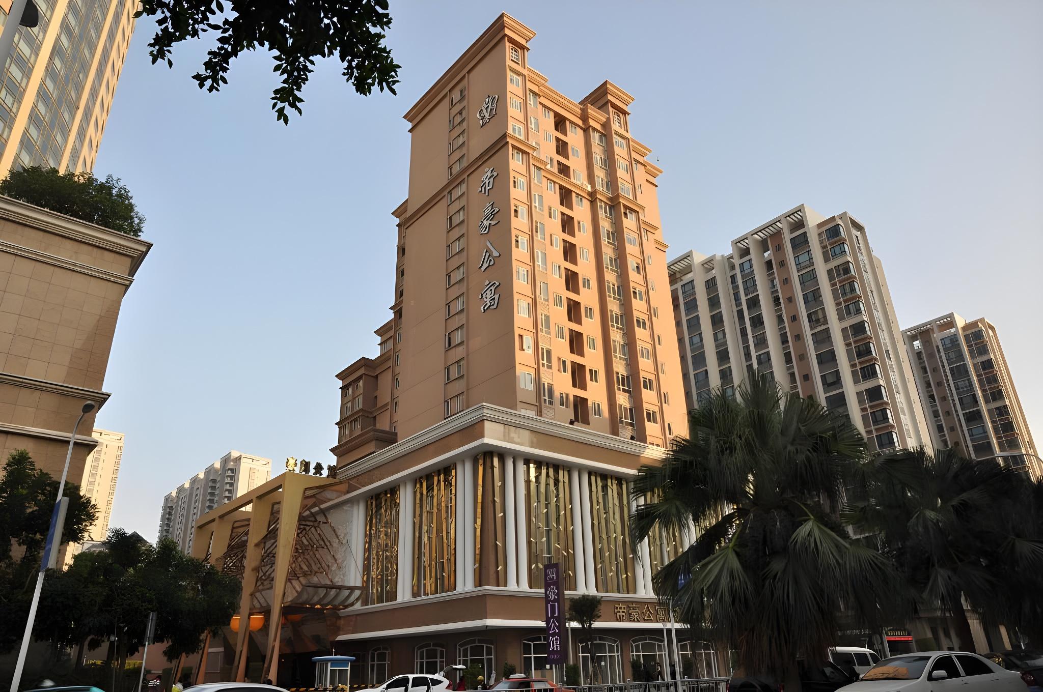 Regency Apartment Hotel 2/40