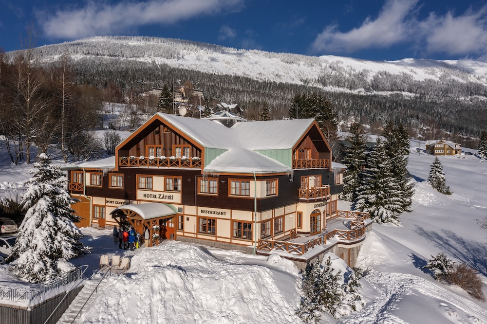 Hotel Zatisi 2/50