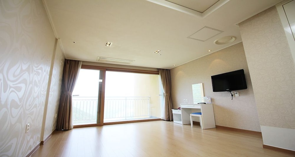 High Castle Resort Jeongsun 40/65
