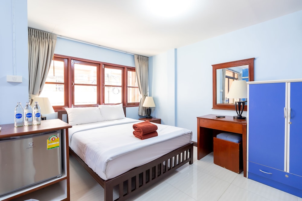THIPURAI BEACH HOTEL ANNEX 27/67
