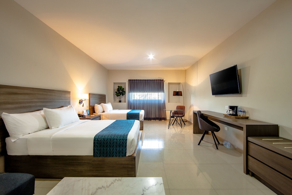 InHouse Culiacan (ex. Monterreal Hotel) 47/74