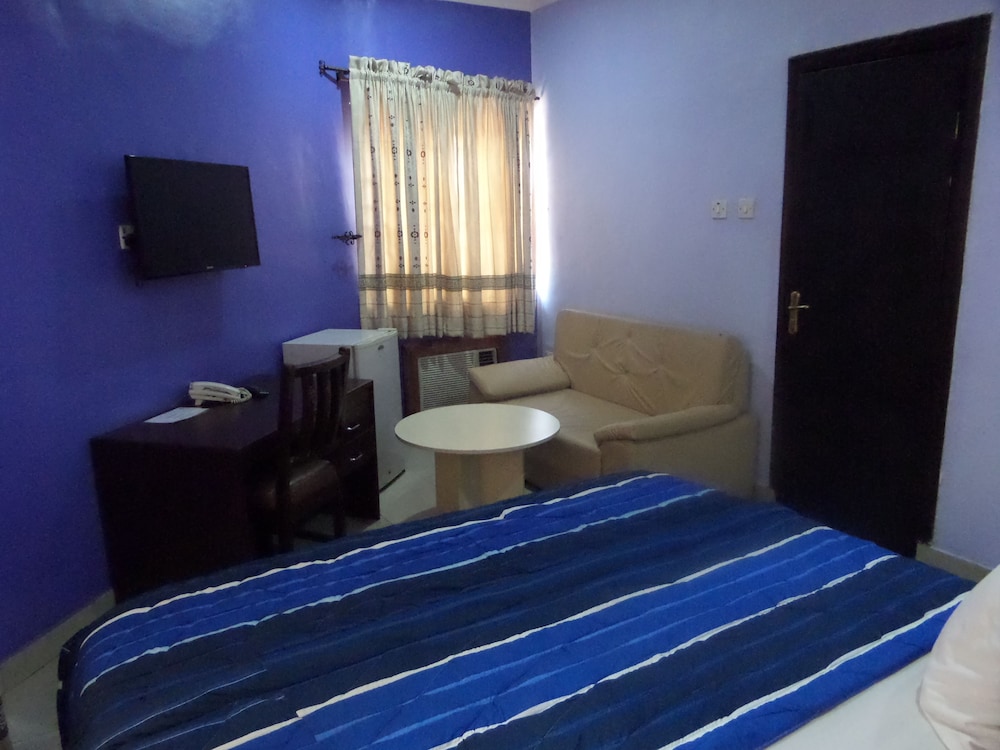Isno Hotels Lagos 12/35