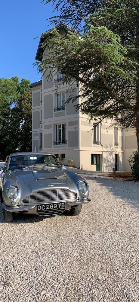 Villa Edmond Hotel & Spa 33/42
