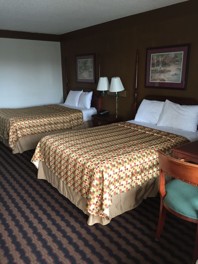 Econo Lodge Athens I-65 34/49