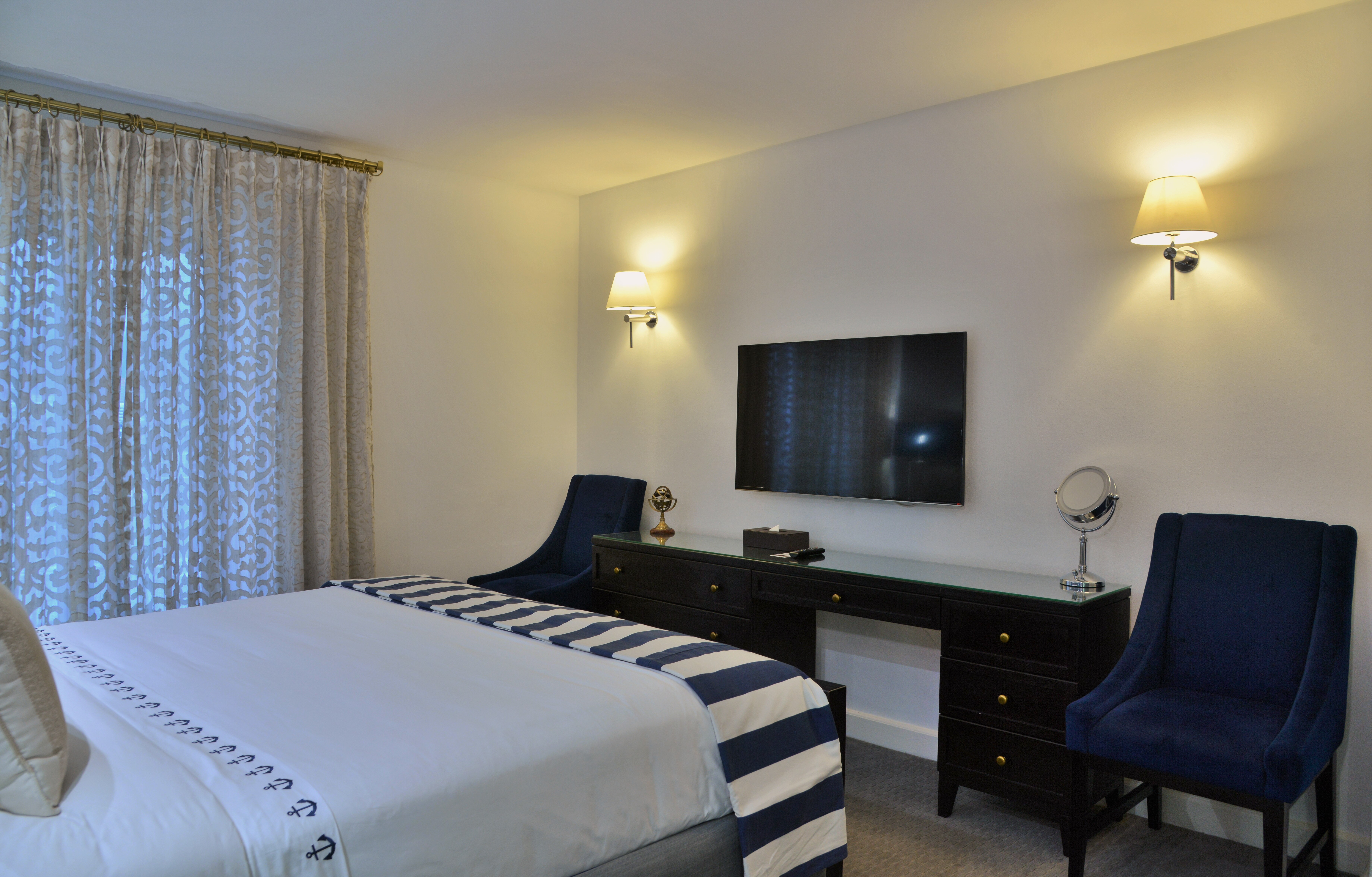 Imperial, Suite, King Bed