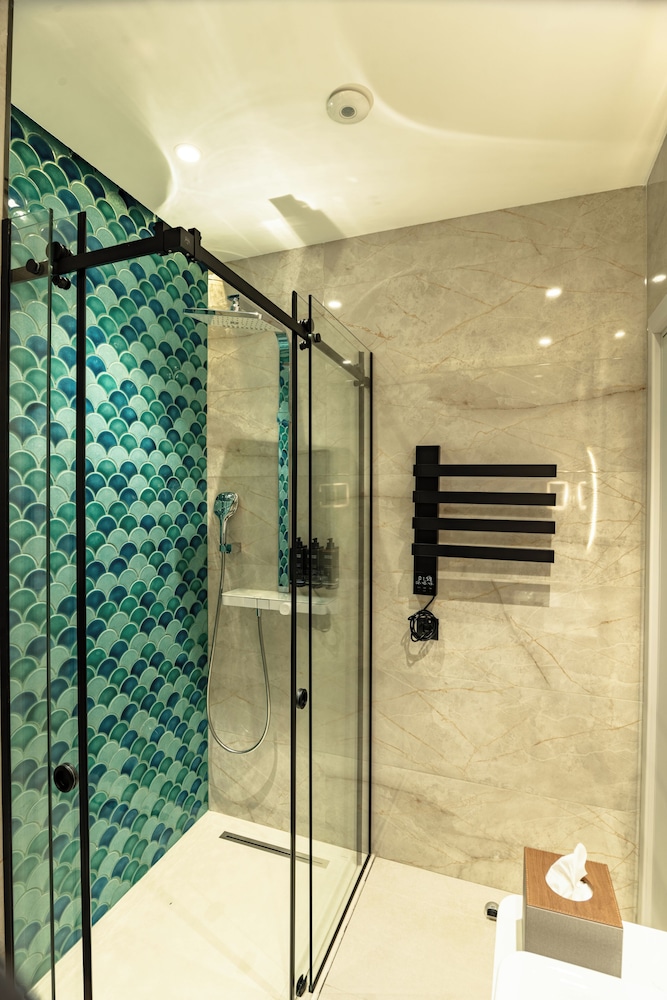 Mercure Tashkent North 60/90