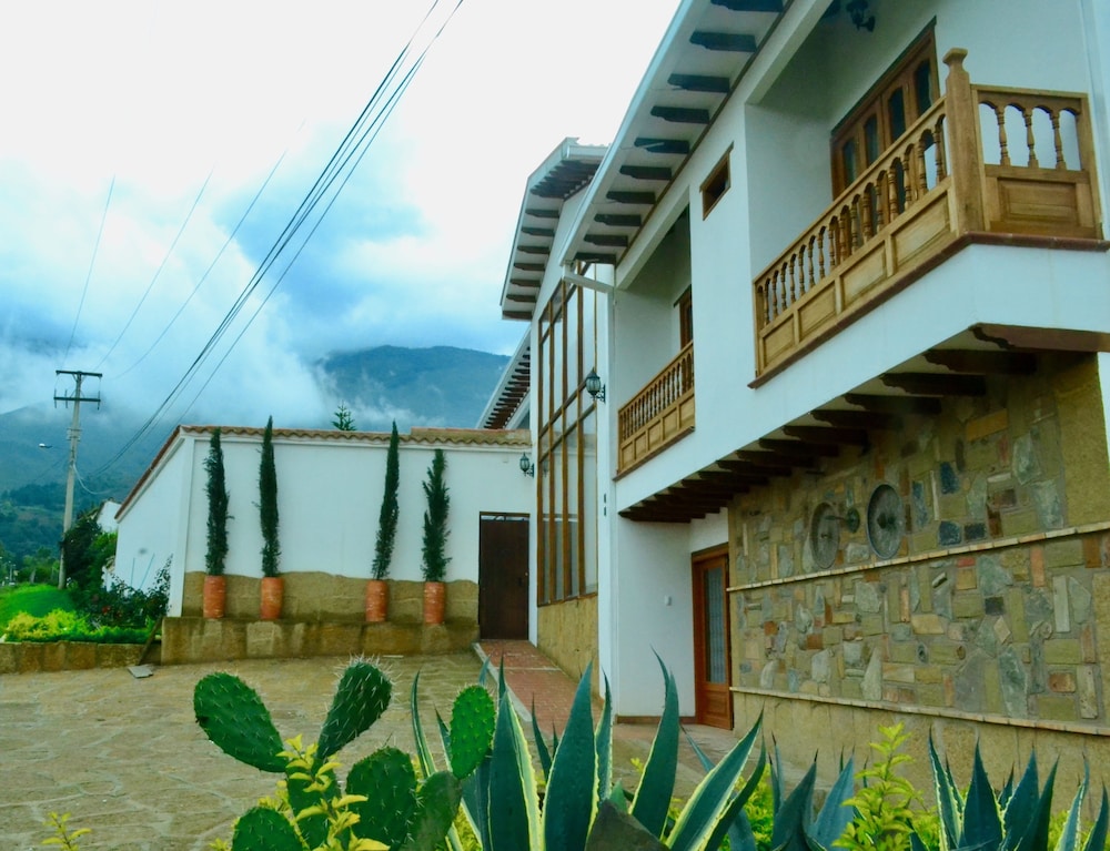 Hotel El Giro 47/50