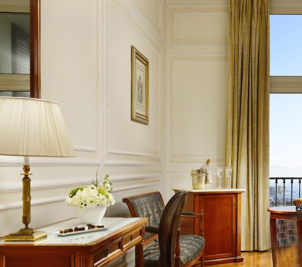 Grand Hotel Parkers 32/81