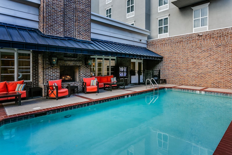 Hampton Inn & Suites Mobile- Downtown Historic District 26/56