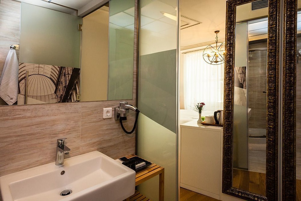 Hotel Pino Verde 47/50