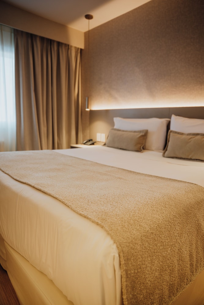 SUPERIOR, DOUBLE BED