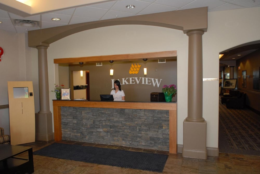 Lakeview Inn & Suites Fort Saskatchewan 8/28