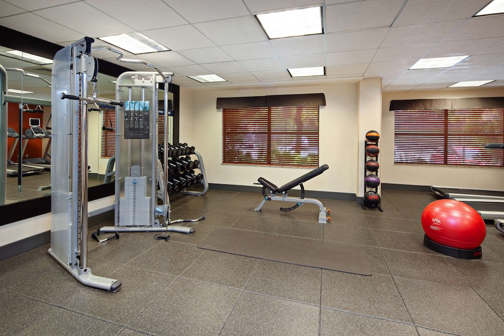 Hampton Inn Suites Agoura Hill 21/46