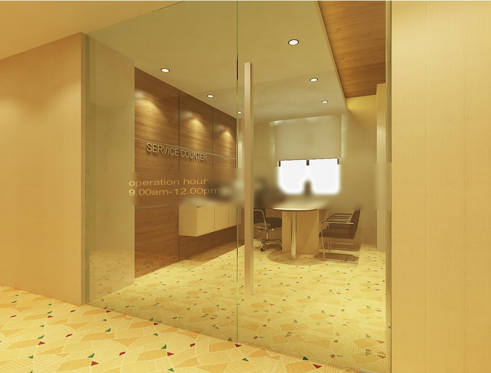 HALLMARK CROWN HOTEL 59/59