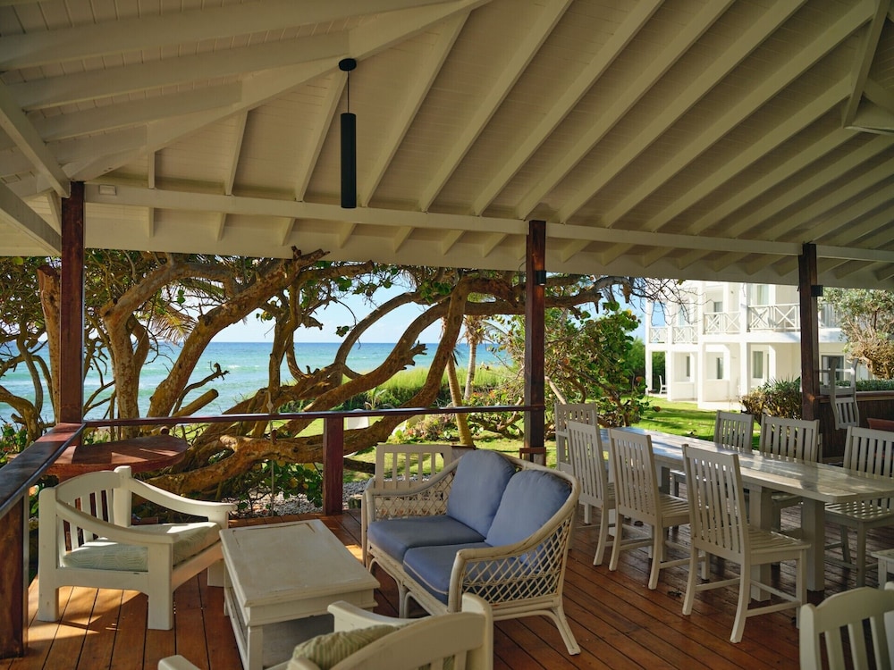Ocean Spray Beach Apartments 24/50