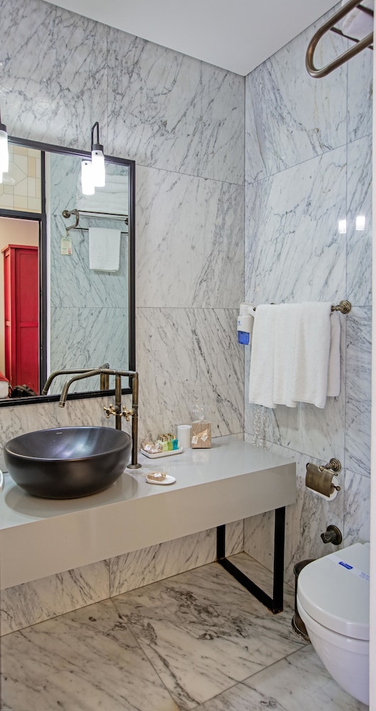 Nowy Efendi Hotel - Special Class 77/77
