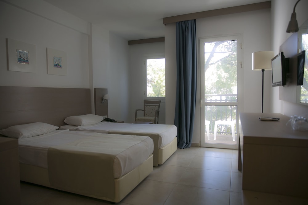 STANDARD, DOUBLE OR TWIN BED