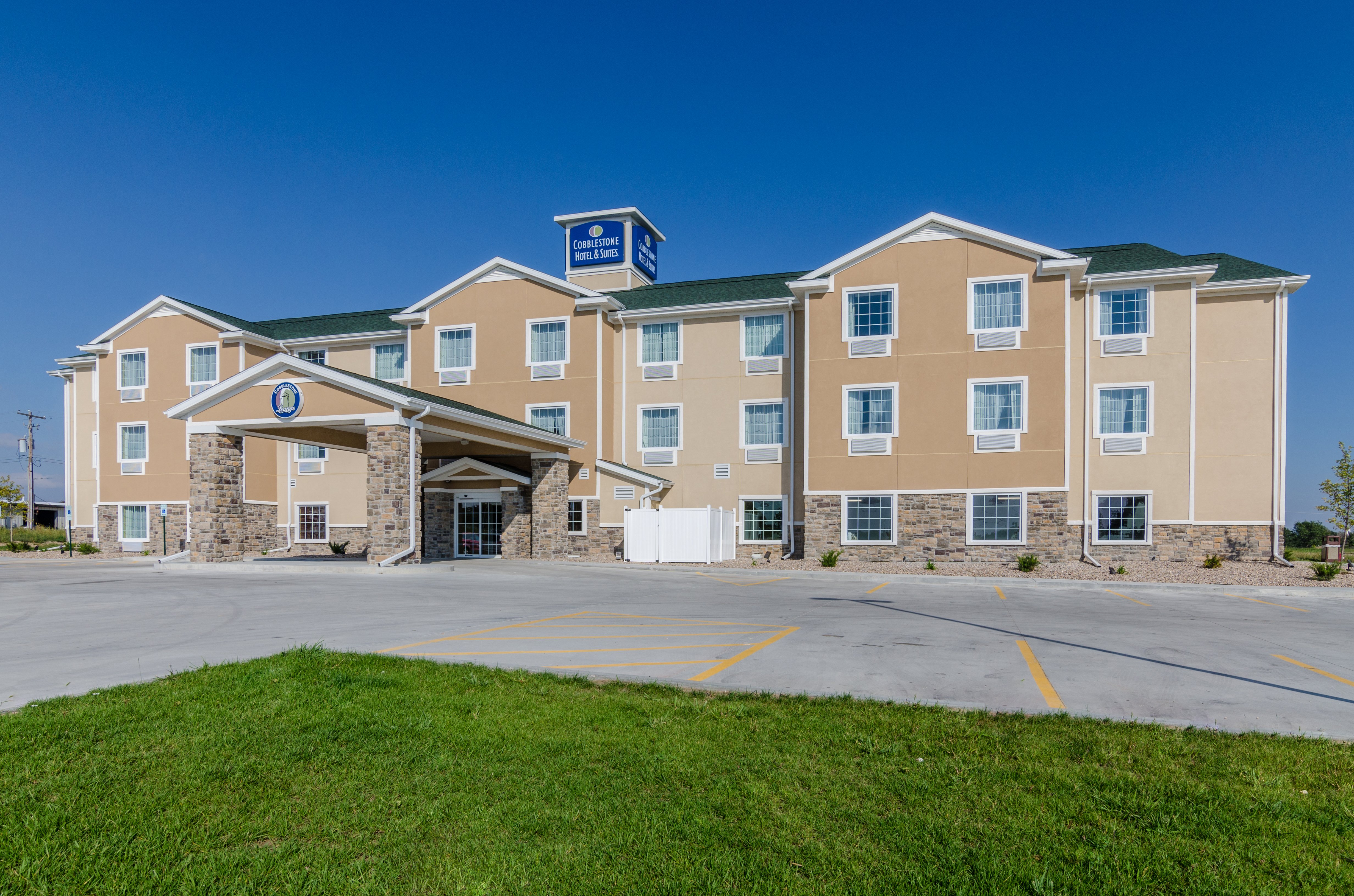 Cobblestone Hotel & Suites - McCook 43/50