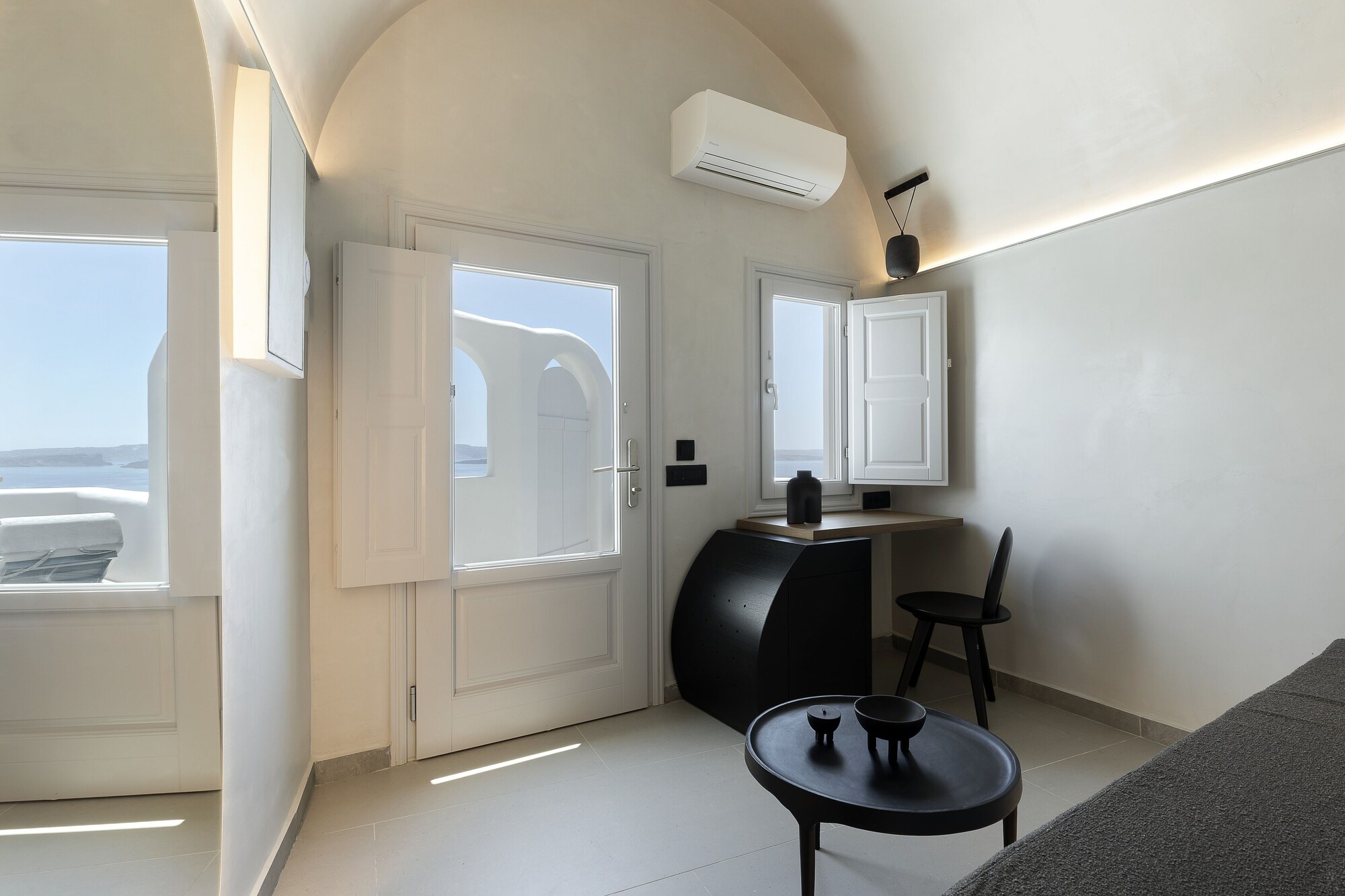 Junior Suite, King Bed, Sea View, Outdoor Jetted Tub
