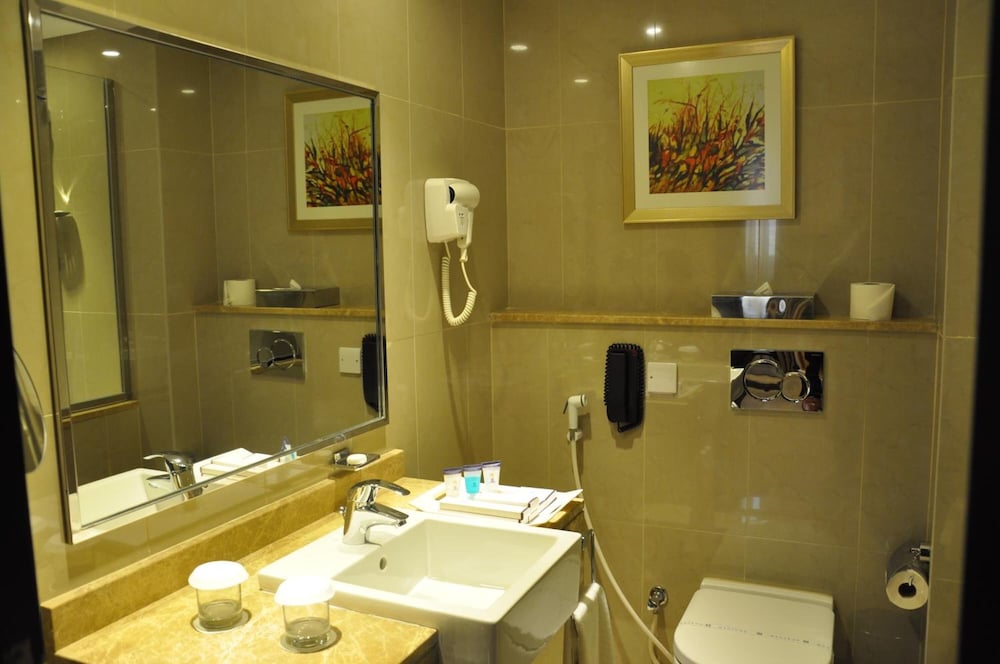 Lavender Hotel and Hotel Apartments Al Nahda 48/50