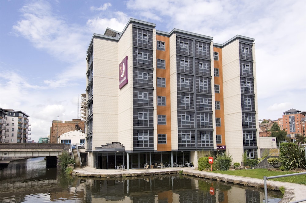 Premier Inn Nottingham Arena (London Road) 6/40