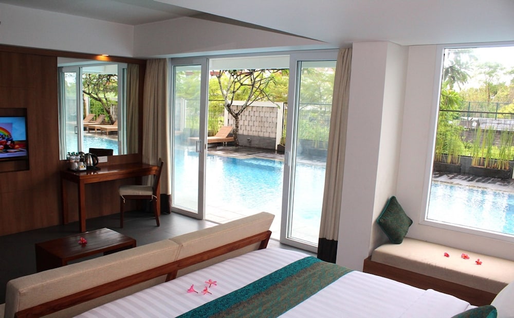 Paragon Hotel Seminyak 33/71