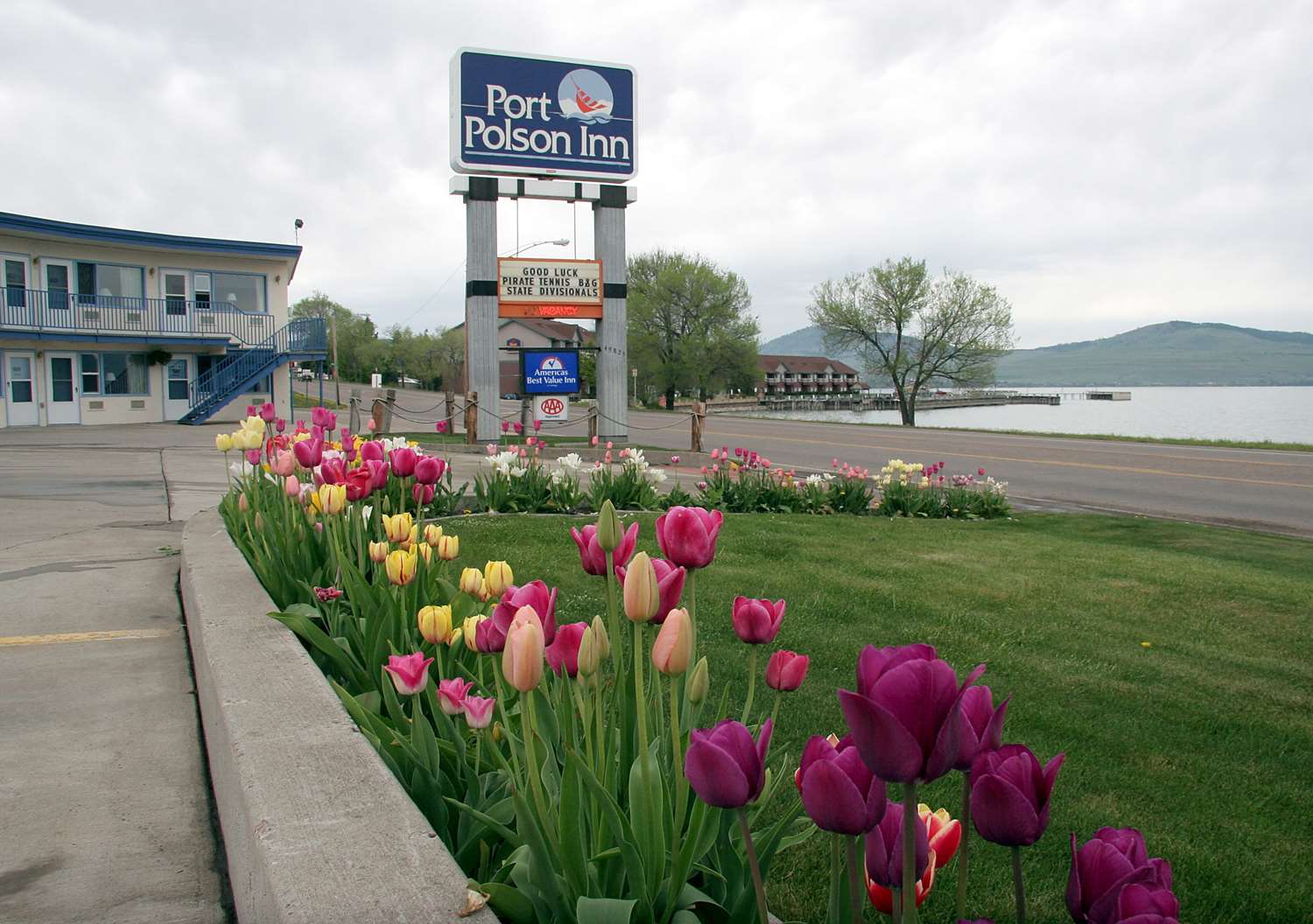Americas Best Value Port Polson Inn 65/67