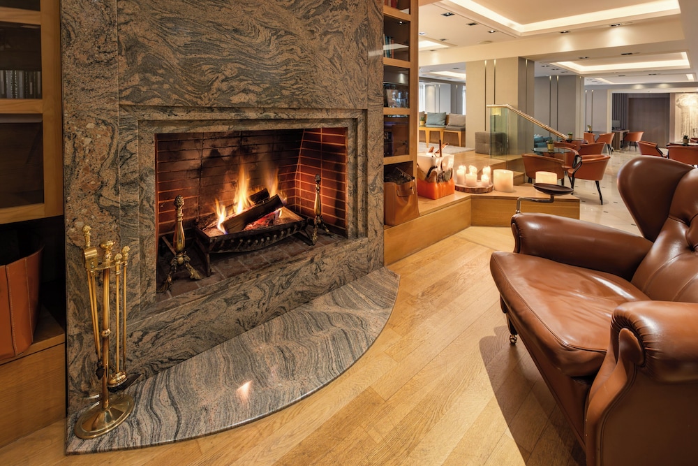 Melia Athens 52/73