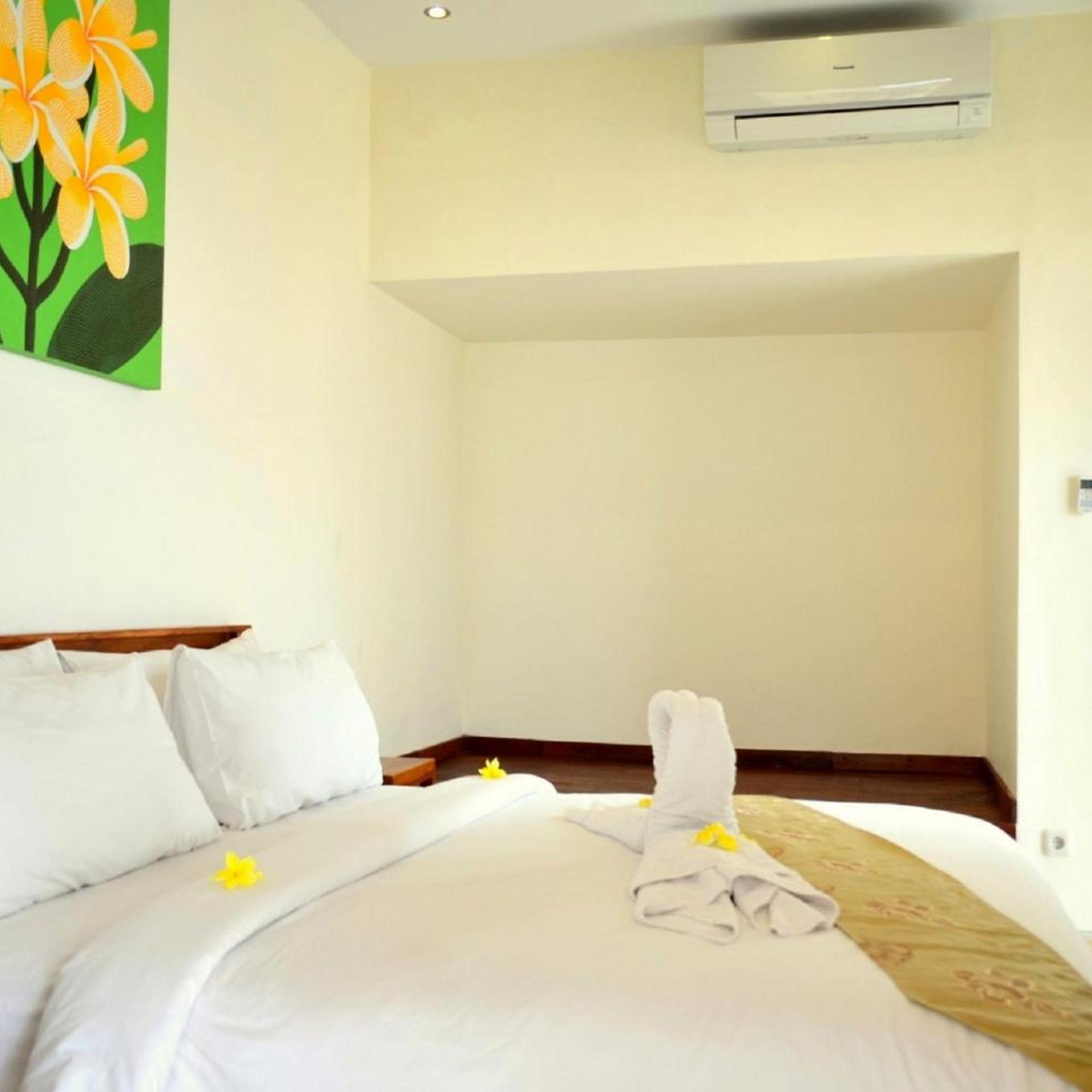 2 Bedrooms, Pool, Villa