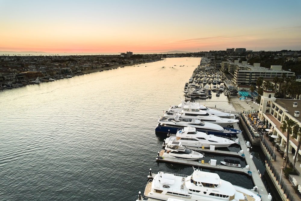 Balboa Bay Resort 68/71