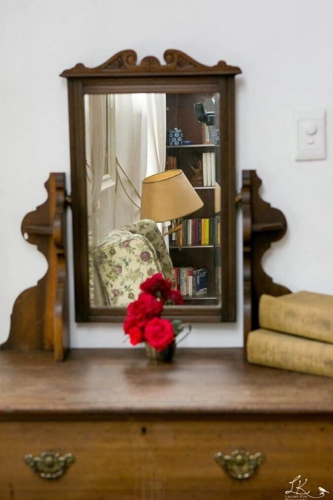 Sandton Farmhouse Executive B&B 14/38