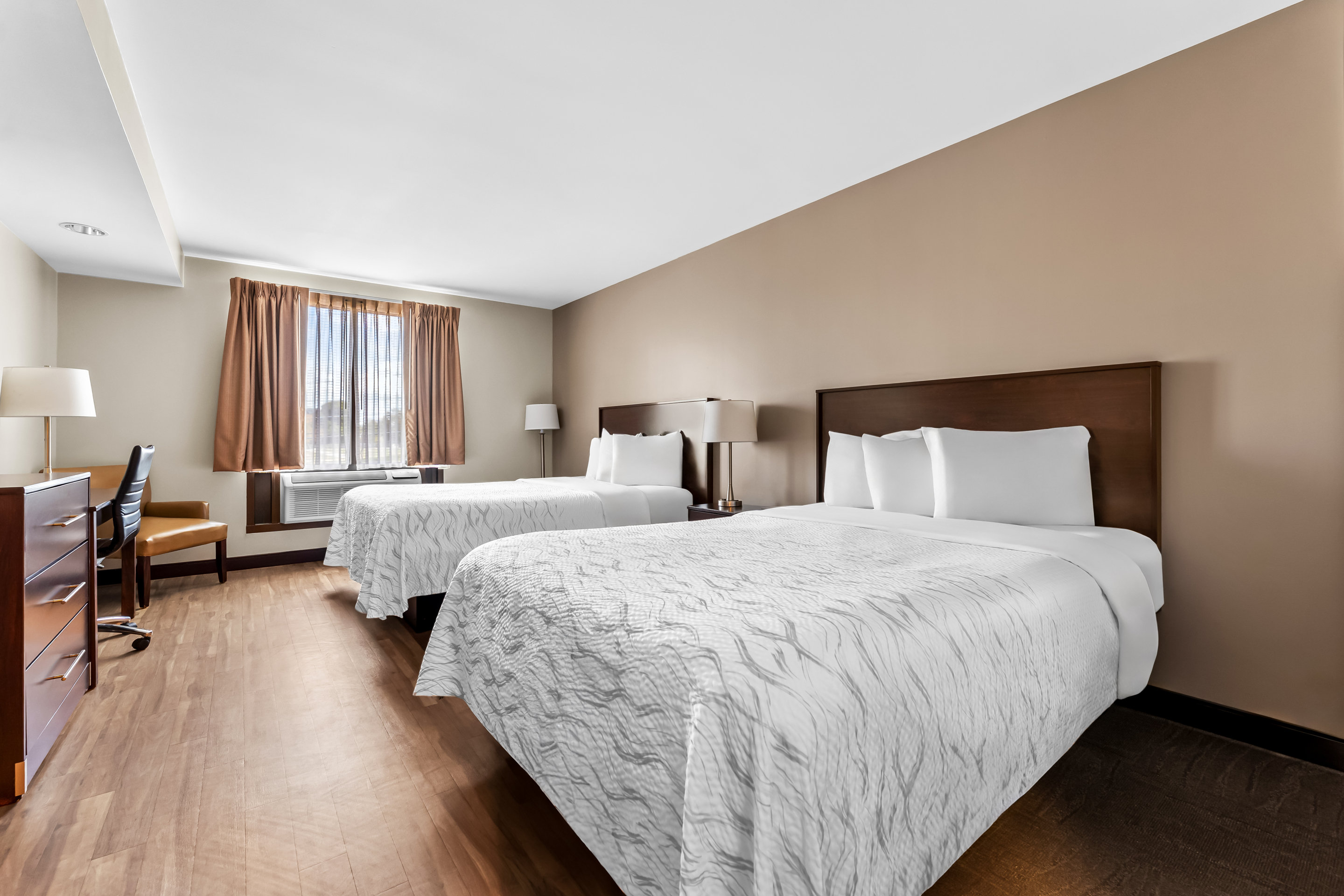 Deluxe, 2 Queen Beds, Red Roof Plus Suites Malone 3/8