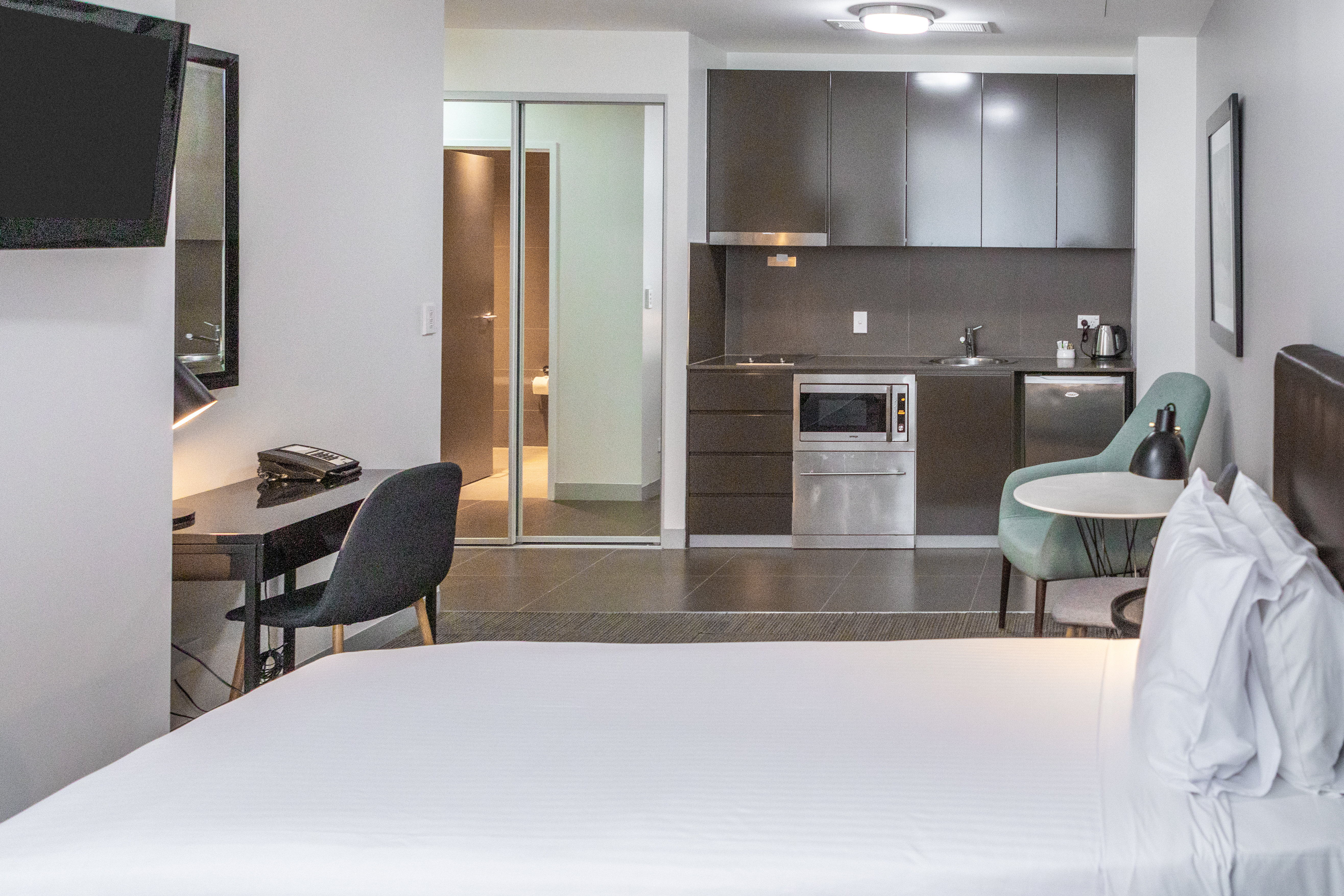 Holiday Inn & Suites Sydney Bondi Junction 27/49