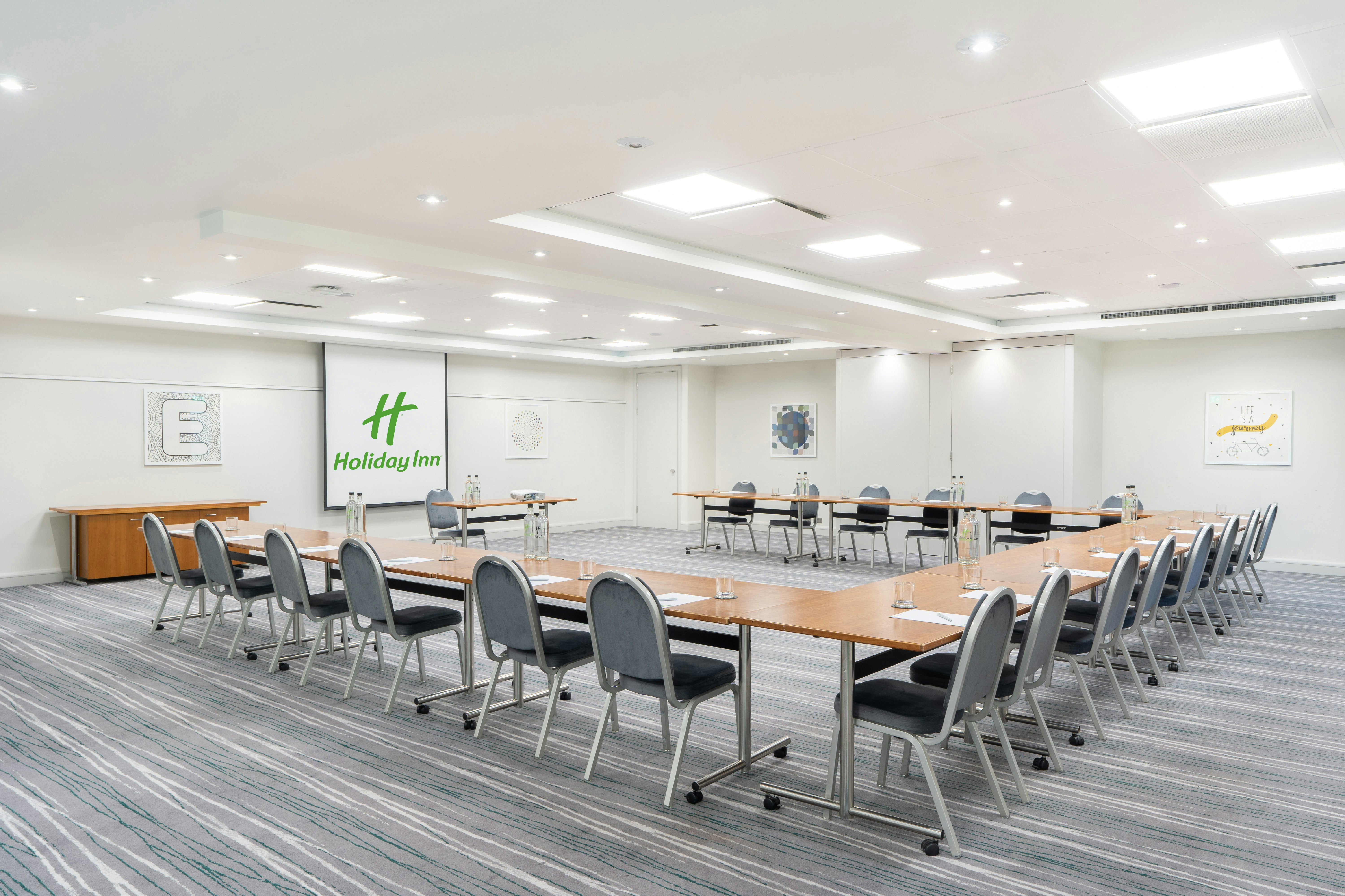 Holiday Inn Southampton-Eastleigh M3, jct13 67/72