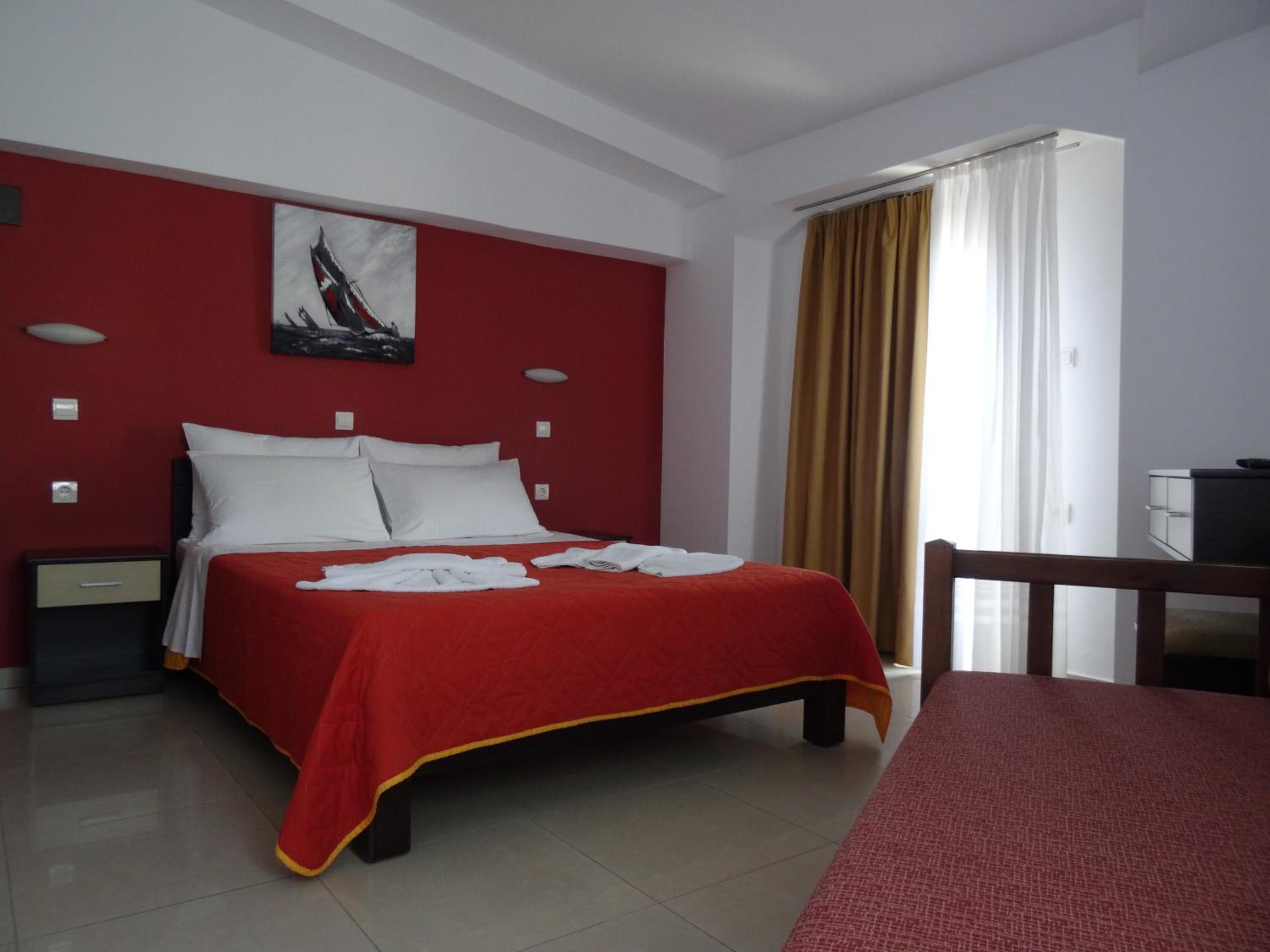 Lito Apartments 32/58