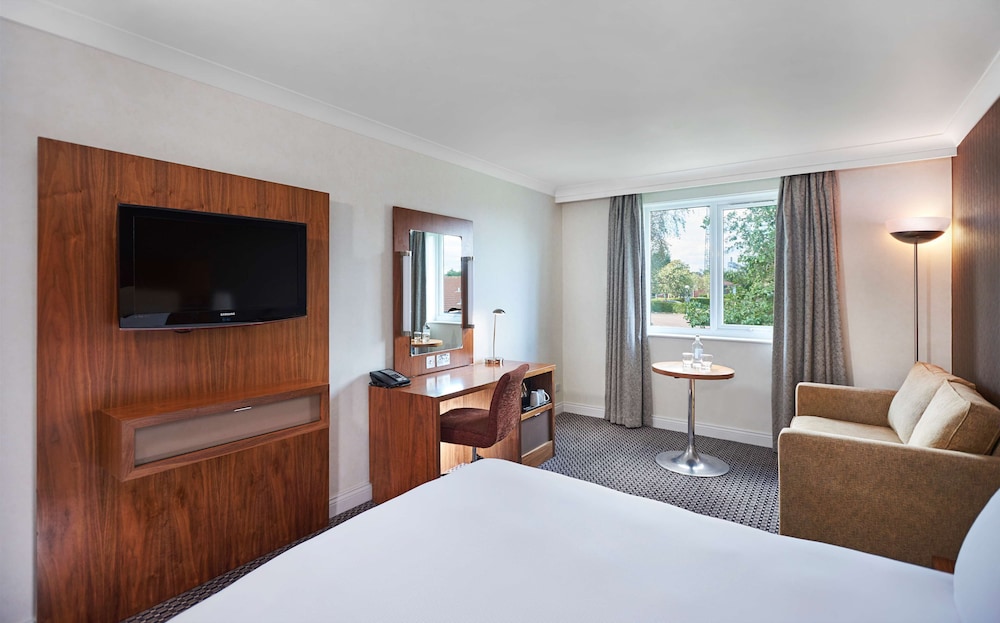 DOUBLETREE BY HILTON BRISTOL NORTH 12/47