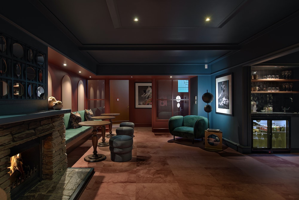 The Central Private Hotel By Naumi Hotels 47/53