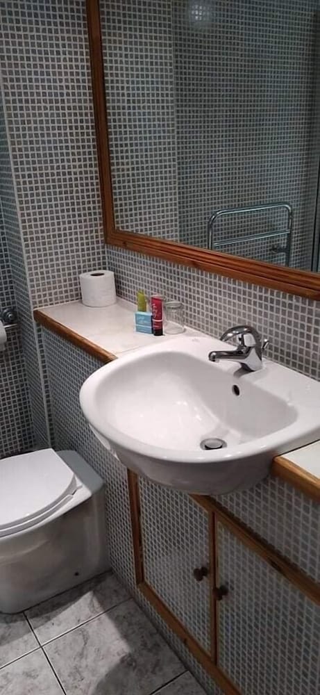 Loch Leven Hotel 45/50