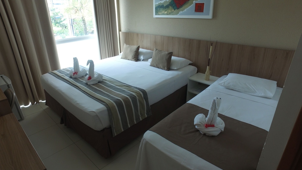 Conde Hotel 32/67