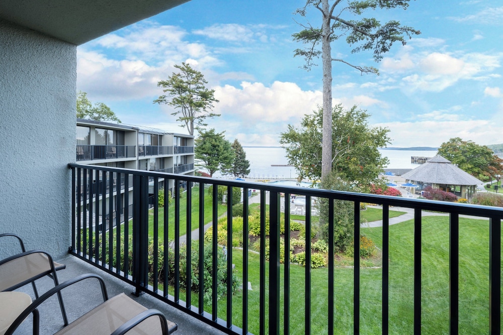 Holiday Inn Resort Bar Harbor Acadia Natl Park 3/50