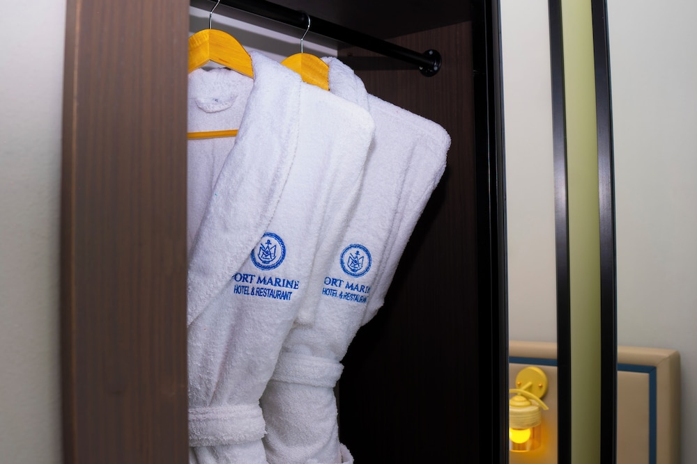 Port Marine Hotel Baku 写真5