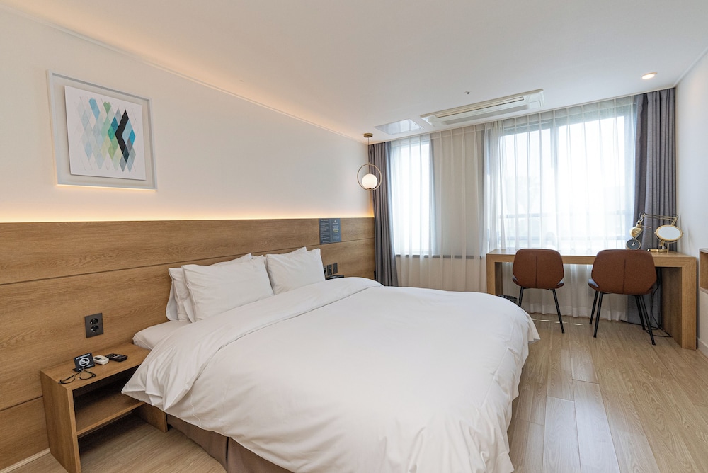 Hotel the Grang Jungmun 18/50