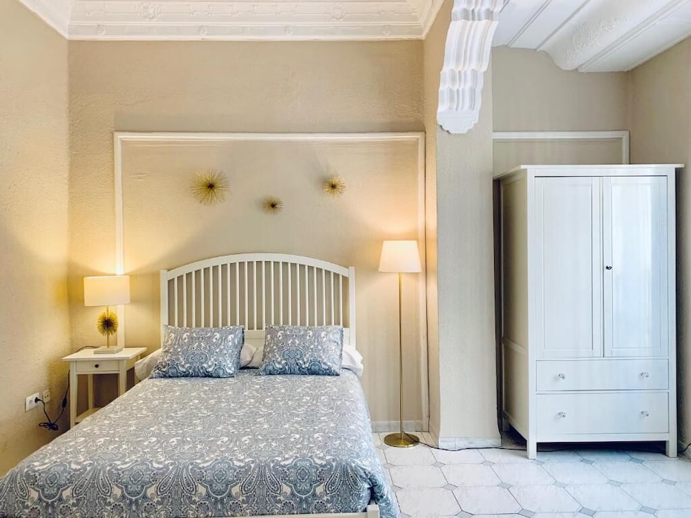 B&B Hi Valencia Canovas 36/60