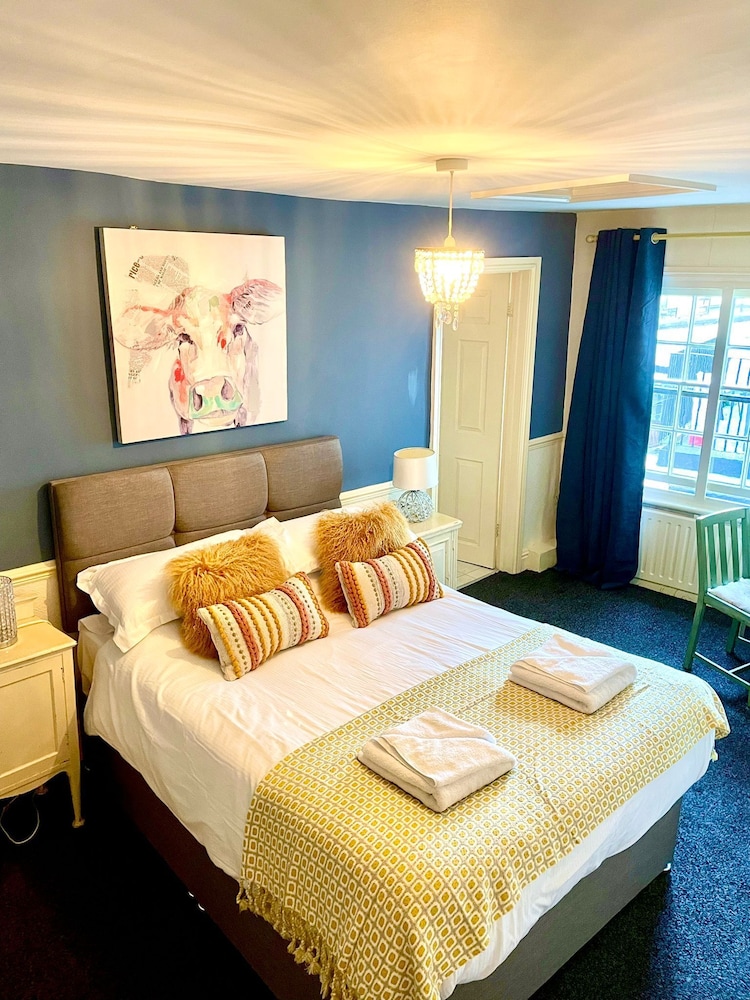 White Hart Hotel &amp; Restaurant 7/42