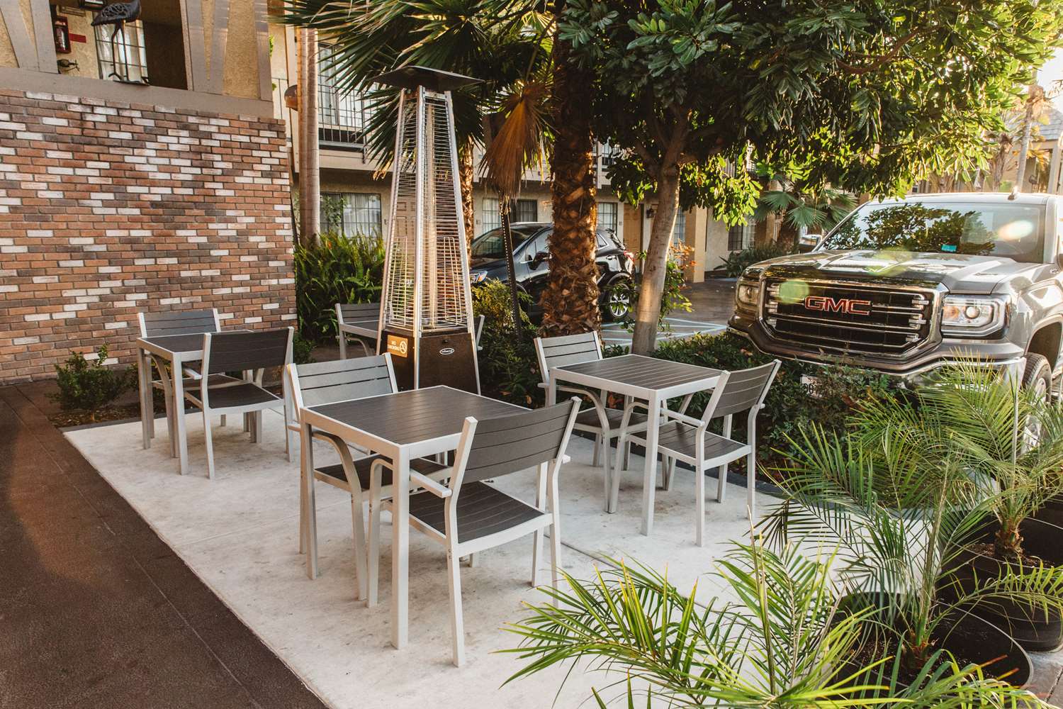 Best Western Palm Garden Inn 13/16